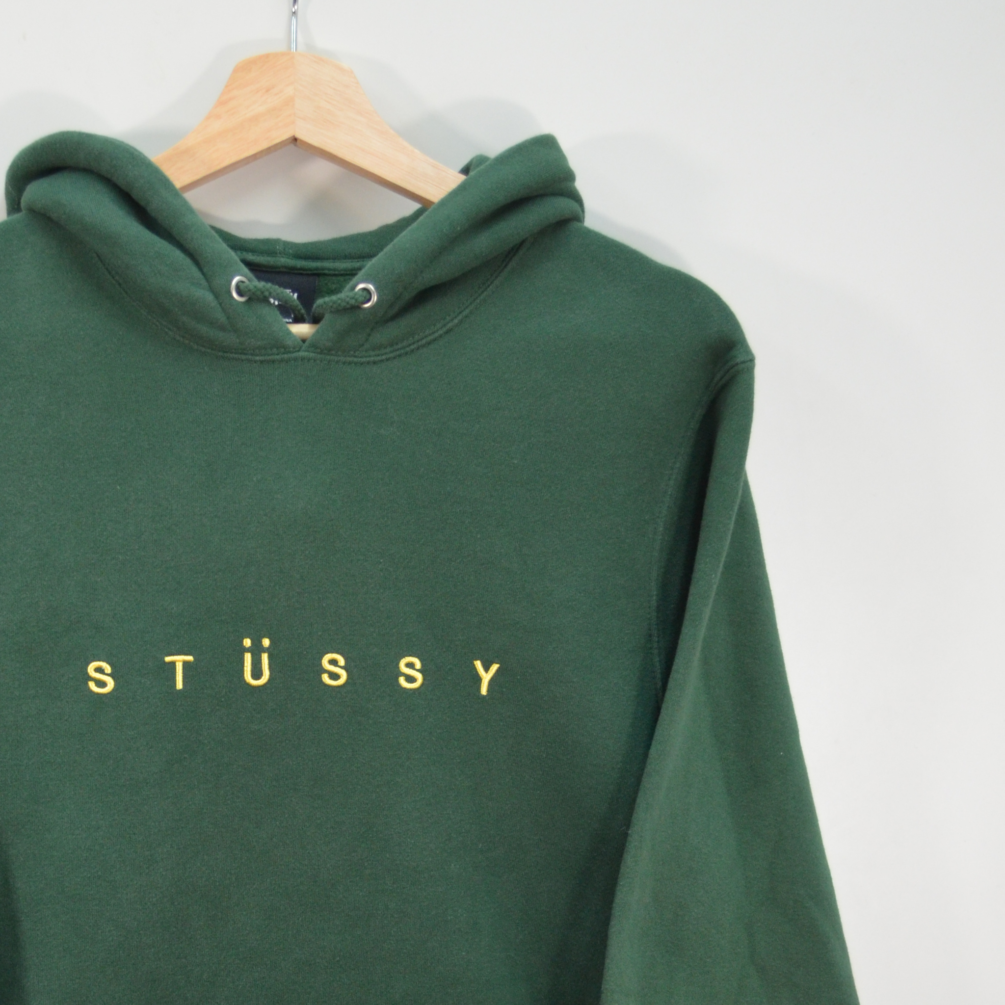 STUSSY GREEN HOODIE / SMALL