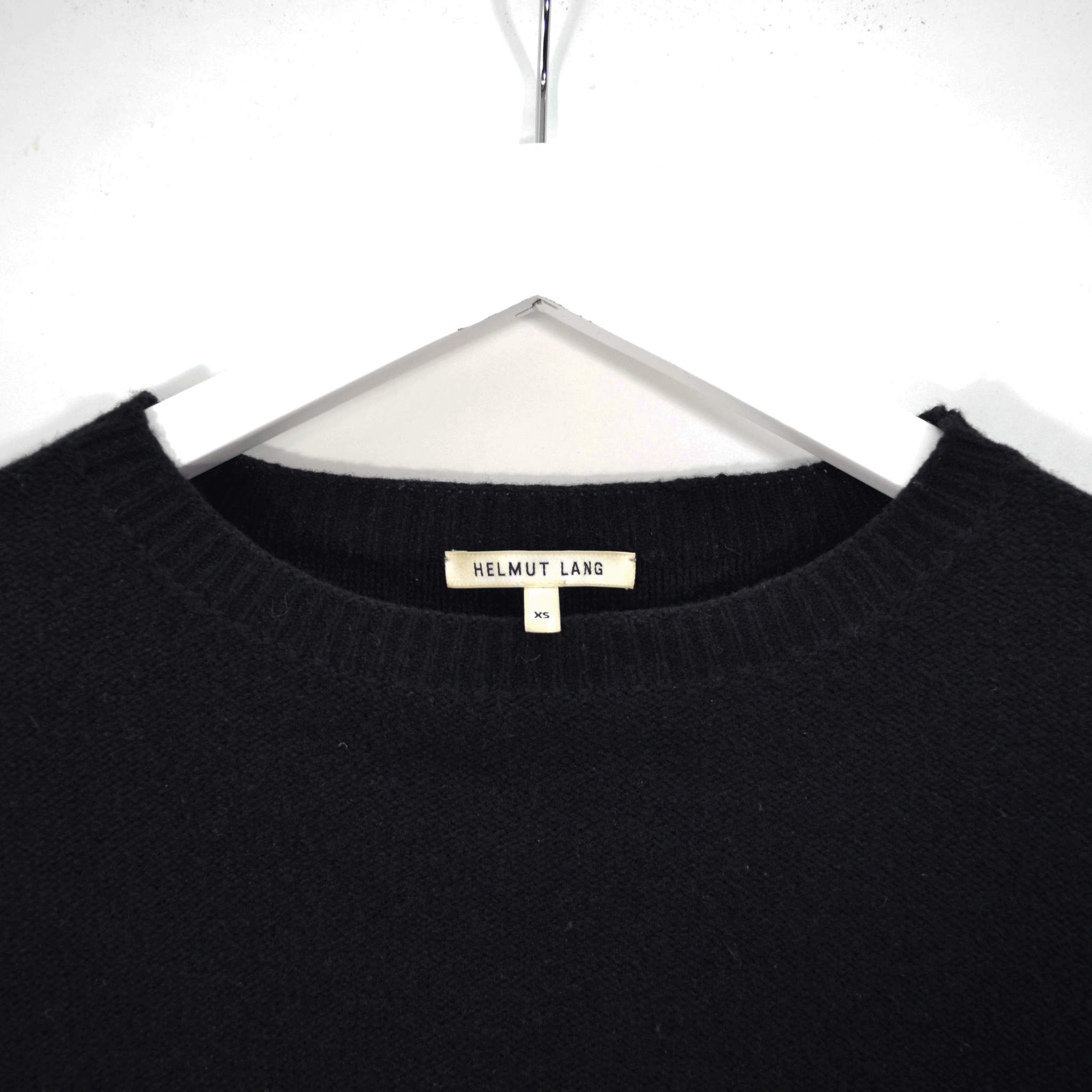 BLACK HELMET LANG SWEATER / XS