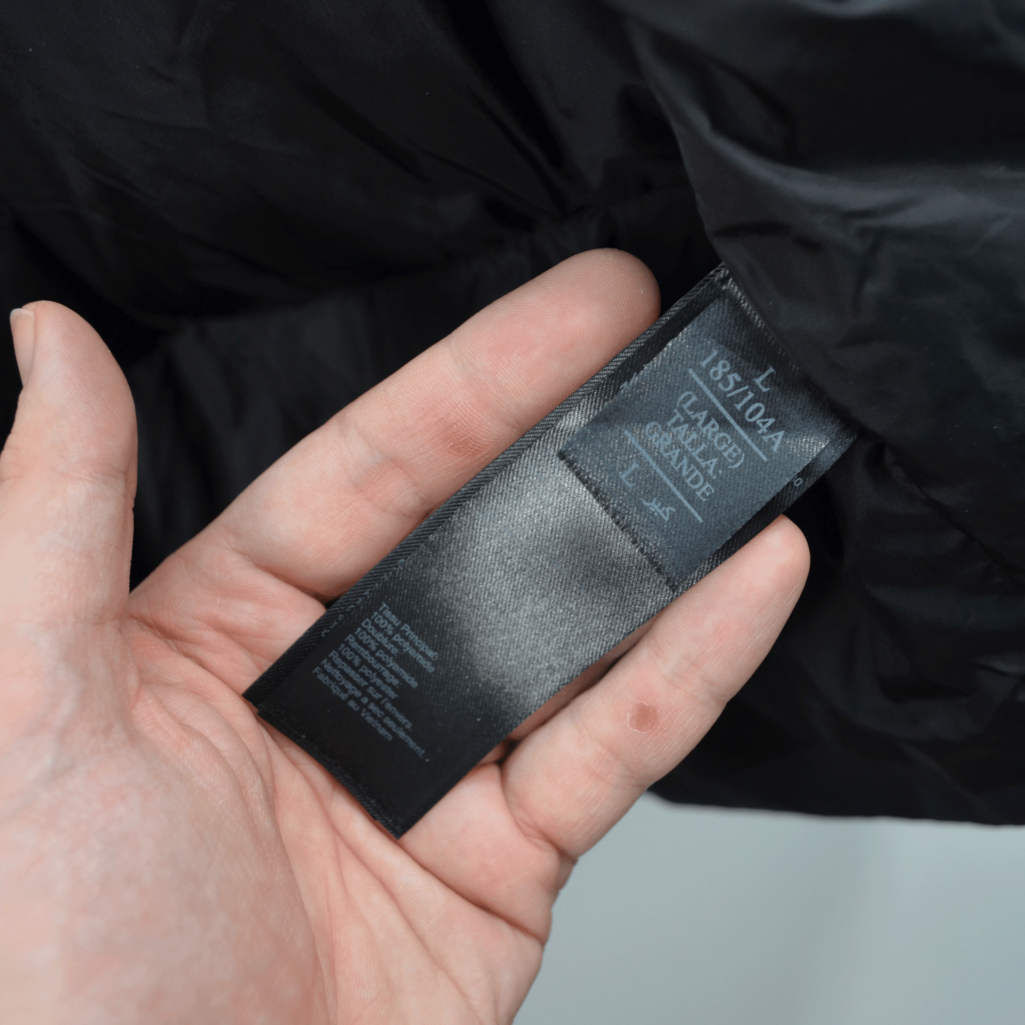 ALL SAINTS BLACK PUFFER / LARGE