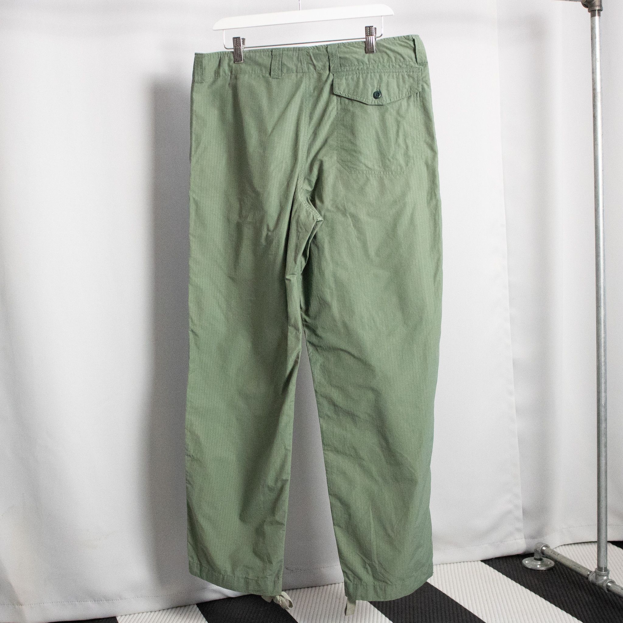 NIKE ACG RELAXED FIT NYLON MIX CARGO PANTS / 34x30